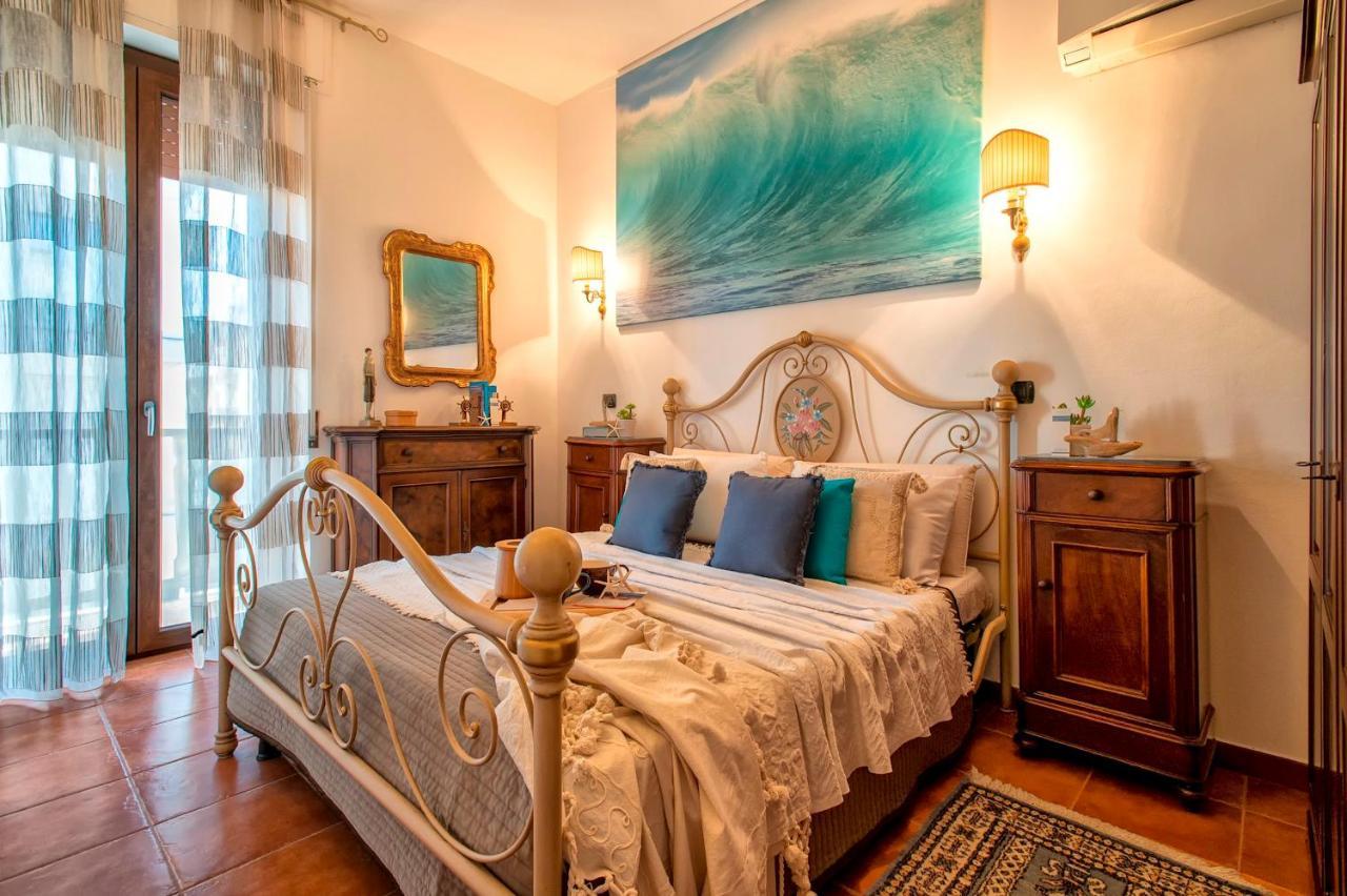 Sardinia Re - Foscolo 8 Apartment Alghero Bagian luar foto