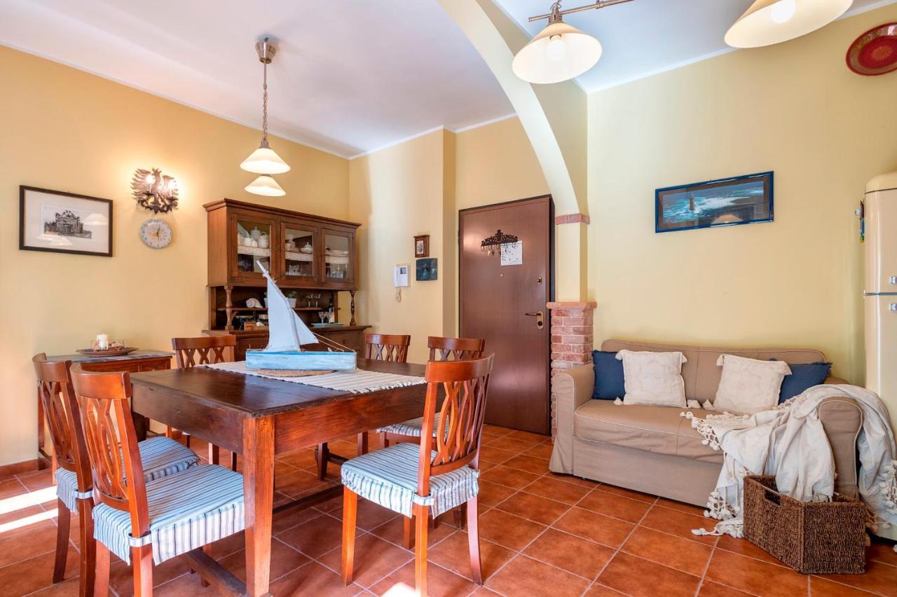Sardinia Re - Foscolo 8 Apartment Alghero Bagian luar foto