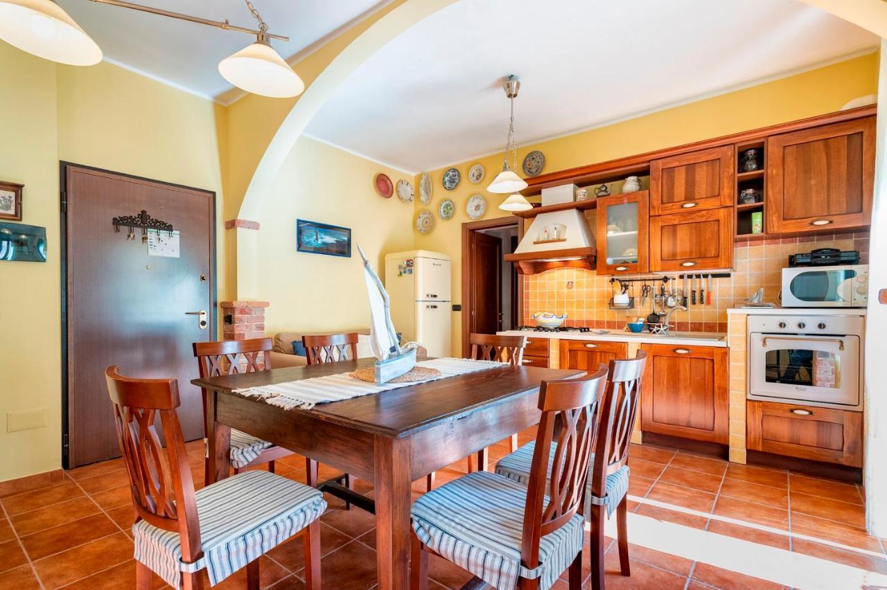 Sardinia Re - Foscolo 8 Apartment Alghero Bagian luar foto