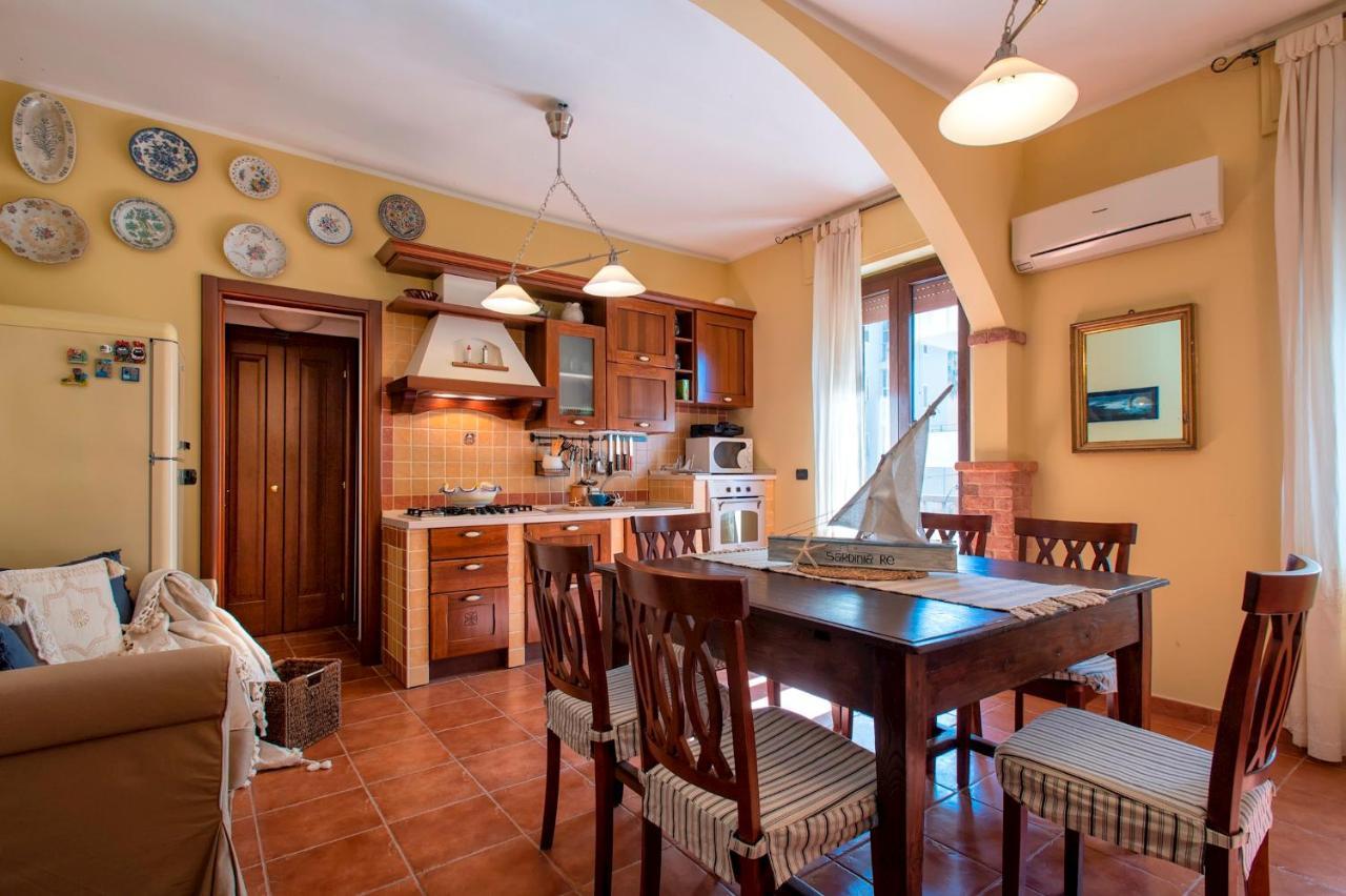 Sardinia Re - Foscolo 8 Apartment Alghero Bagian luar foto