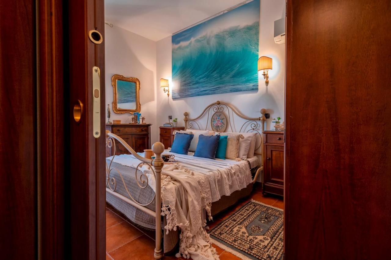 Sardinia Re - Foscolo 8 Apartment Alghero Bagian luar foto