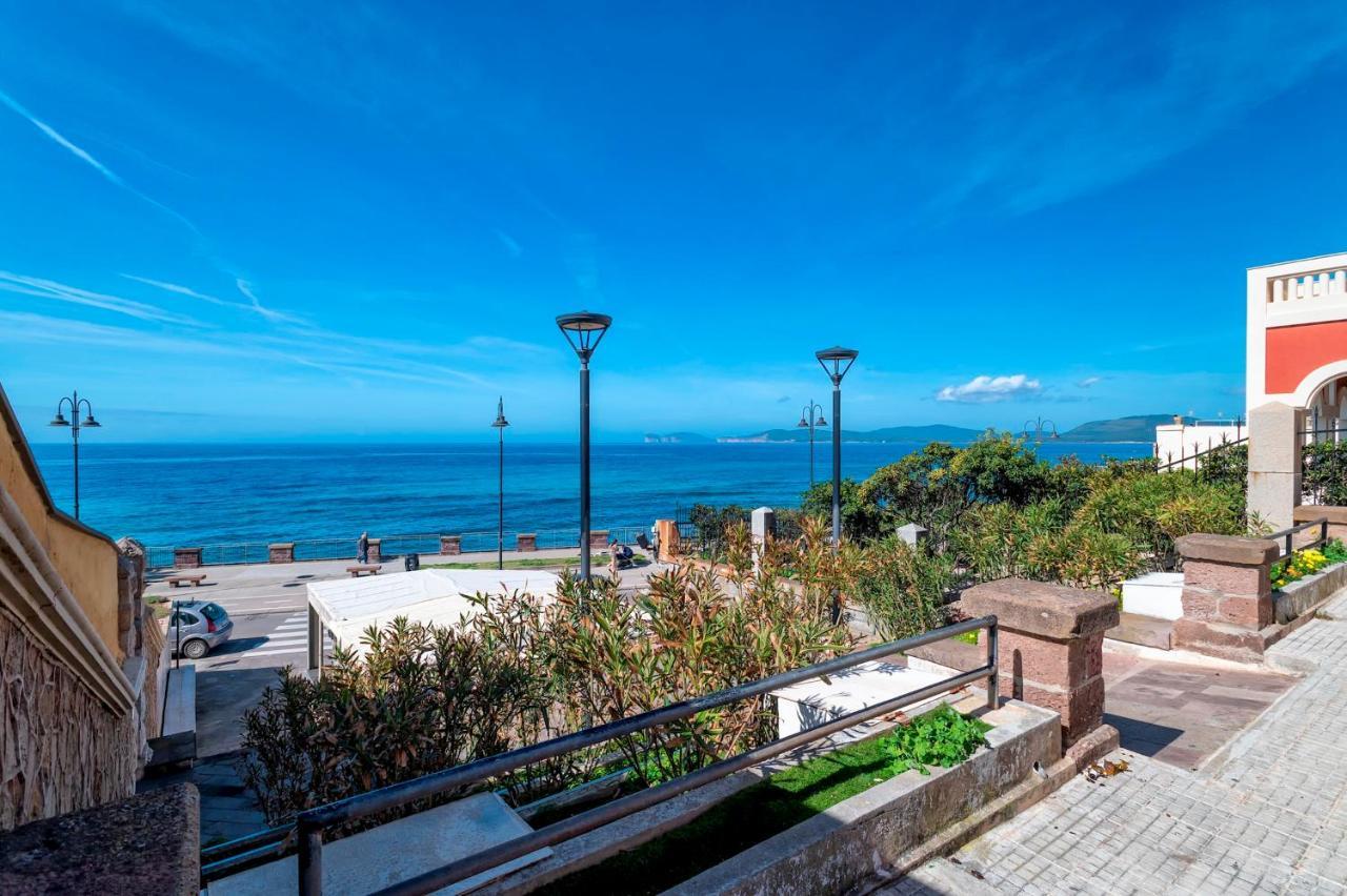 Sardinia Re - Foscolo 8 Apartment Alghero Bagian luar foto