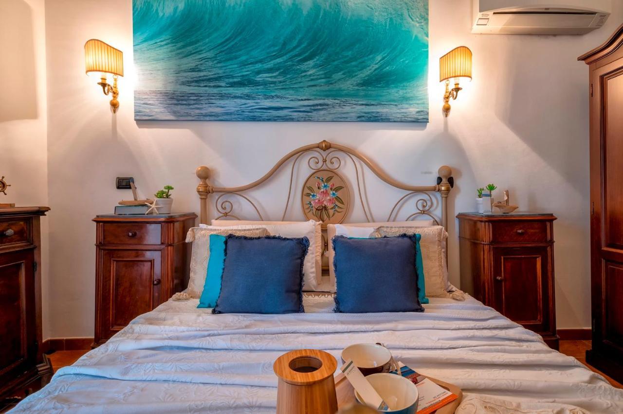 Sardinia Re - Foscolo 8 Apartment Alghero Bagian luar foto